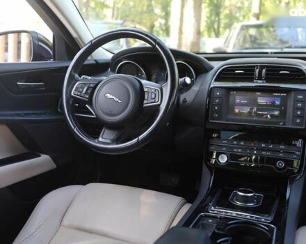 Ягуар XE, объемом двигателя 2 л и пробегом 128 тыс. км за 16500 $, фото 10 на Automoto.ua