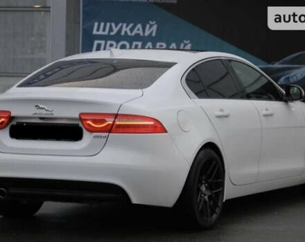 Ягуар XE, объемом двигателя 2 л и пробегом 82 тыс. км за 17000 $, фото 5 на Automoto.ua