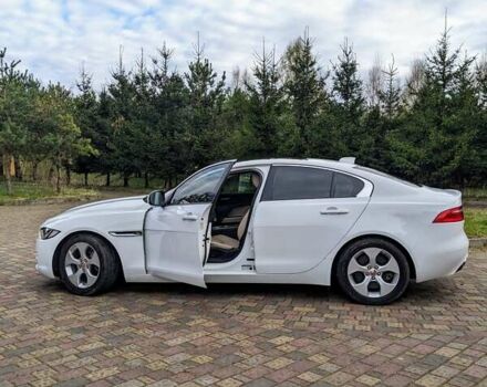 Ягуар XE, объемом двигателя 2 л и пробегом 73 тыс. км за 16500 $, фото 1 на Automoto.ua