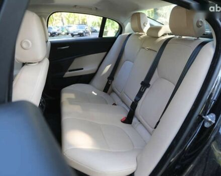Ягуар XE, объемом двигателя 2 л и пробегом 128 тыс. км за 16500 $, фото 7 на Automoto.ua