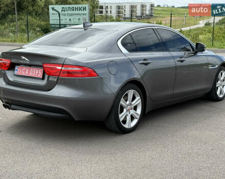 Ягуар XE, объемом двигателя 2 л и пробегом 260 тыс. км за 12900 $, фото 4 на Automoto.ua