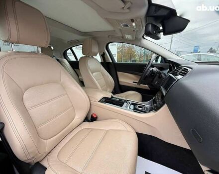 Ягуар XE, об'ємом двигуна 2 л та пробігом 176 тис. км за 9800 $, фото 12 на Automoto.ua