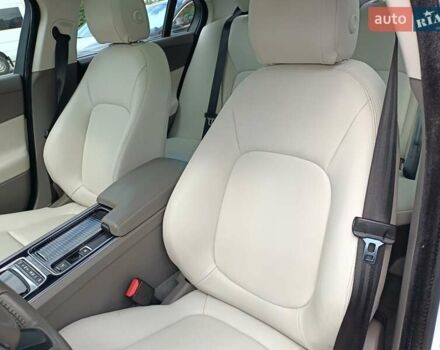 Ягуар XE, объемом двигателя 2 л и пробегом 89 тыс. км за 19600 $, фото 42 на Automoto.ua