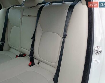 Ягуар XE, объемом двигателя 2 л и пробегом 89 тыс. км за 19600 $, фото 43 на Automoto.ua