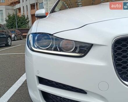 Ягуар XE, объемом двигателя 2 л и пробегом 89 тыс. км за 19600 $, фото 10 на Automoto.ua