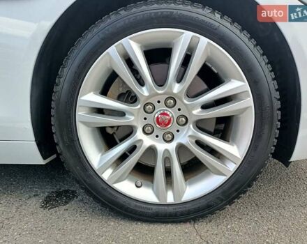 Ягуар XE, объемом двигателя 2 л и пробегом 89 тыс. км за 19600 $, фото 24 на Automoto.ua