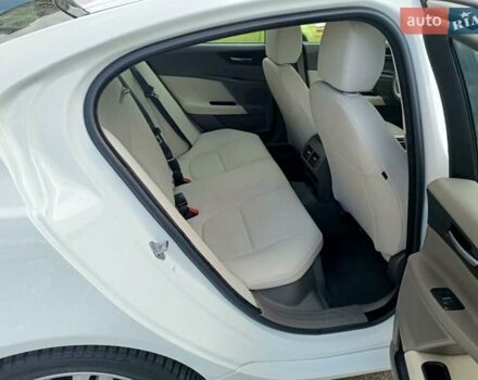 Ягуар XE, объемом двигателя 2 л и пробегом 89 тыс. км за 19600 $, фото 36 на Automoto.ua