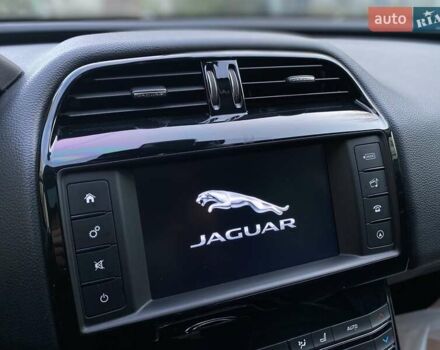 Ягуар XE, объемом двигателя 2 л и пробегом 195 тыс. км за 15250 $, фото 30 на Automoto.ua