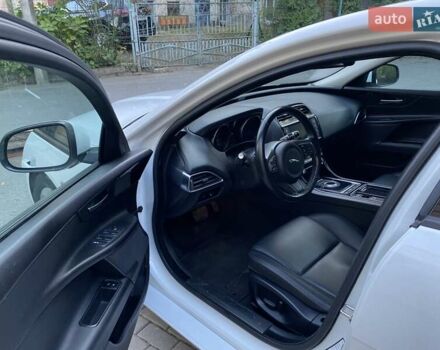 Ягуар XE, объемом двигателя 2 л и пробегом 195 тыс. км за 15250 $, фото 23 на Automoto.ua