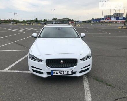 Ягуар XE, объемом двигателя 2 л и пробегом 42 тыс. км за 22500 $, фото 1 на Automoto.ua