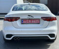 Ягуар XE, объемом двигателя 0 л и пробегом 1 тыс. км за 46499 $, фото 3 на Automoto.ua