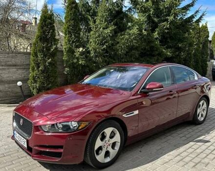 Ягуар XE, объемом двигателя 2 л и пробегом 95 тыс. км за 19000 $, фото 1 на Automoto.ua