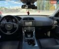 Серый Ягуар XE, объемом двигателя 2 л и пробегом 147 тыс. км за 12999 $, фото 9 на Automoto.ua