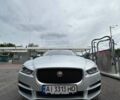 Серый Ягуар XE, объемом двигателя 2 л и пробегом 200 тыс. км за 15300 $, фото 17 на Automoto.ua