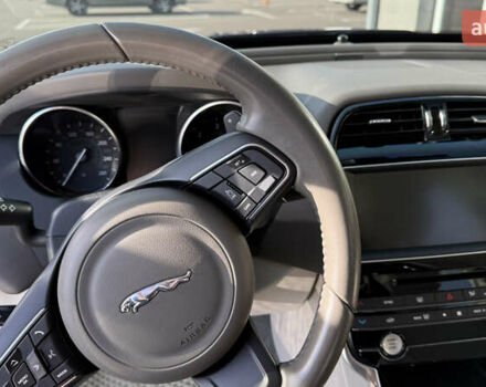 Сірий Ягуар XE, об'ємом двигуна 2 л та пробігом 121 тис. км за 15850 $, фото 15 на Automoto.ua