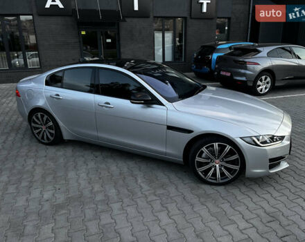 Сірий Ягуар XE, об'ємом двигуна 3 л та пробігом 82 тис. км за 20000 $, фото 8 на Automoto.ua