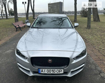 Сірий Ягуар XE, об'ємом двигуна 2 л та пробігом 118 тис. км за 16900 $, фото 3 на Automoto.ua