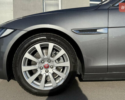 Сірий Ягуар XE, об'ємом двигуна 2 л та пробігом 121 тис. км за 15850 $, фото 24 на Automoto.ua