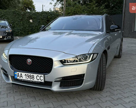 Сірий Ягуар XE, об'ємом двигуна 3 л та пробігом 82 тис. км за 20000 $, фото 2 на Automoto.ua