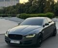 Серый Ягуар XE, объемом двигателя 2 л и пробегом 117 тыс. км за 17200 $, фото 1 на Automoto.ua