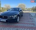 Серый Ягуар XE, объемом двигателя 2 л и пробегом 135 тыс. км за 11900 $, фото 1 на Automoto.ua