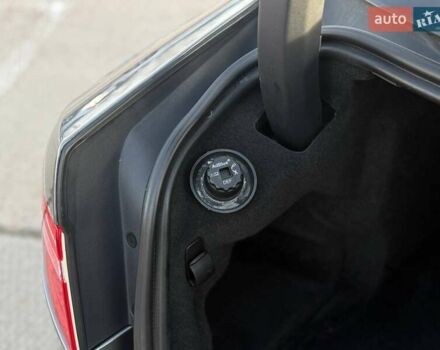 Серый Ягуар XE, объемом двигателя 2 л и пробегом 121 тыс. км за 16300 $, фото 22 на Automoto.ua