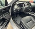 Серый Ягуар XE, объемом двигателя 2 л и пробегом 147 тыс. км за 13500 $, фото 7 на Automoto.ua