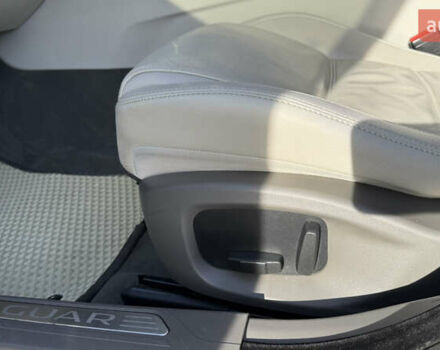 Сірий Ягуар XE, об'ємом двигуна 2 л та пробігом 121 тис. км за 15850 $, фото 32 на Automoto.ua