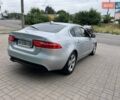 Серый Ягуар XE, объемом двигателя 2 л и пробегом 147 тыс. км за 13500 $, фото 4 на Automoto.ua