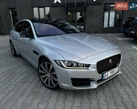 Сірий Ягуар XE, об'ємом двигуна 3 л та пробігом 82 тис. км за 20000 $, фото 9 на Automoto.ua