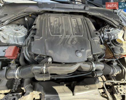 Сірий Ягуар XE, об'ємом двигуна 3 л та пробігом 82 тис. км за 20000 $, фото 86 на Automoto.ua