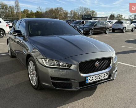 Сірий Ягуар XE, об'ємом двигуна 2 л та пробігом 121 тис. км за 15850 $, фото 3 на Automoto.ua