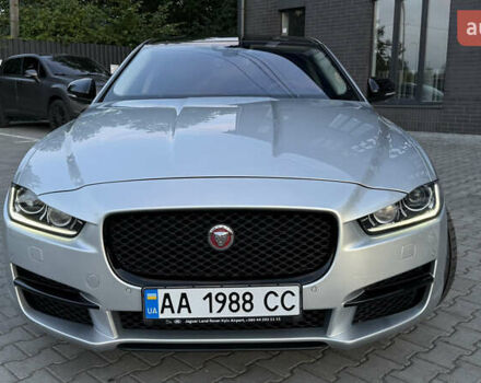 Сірий Ягуар XE, об'ємом двигуна 3 л та пробігом 82 тис. км за 20000 $, фото 3 на Automoto.ua