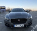 Серый Ягуар XE, объемом двигателя 2 л и пробегом 136 тыс. км за 17600 $, фото 11 на Automoto.ua