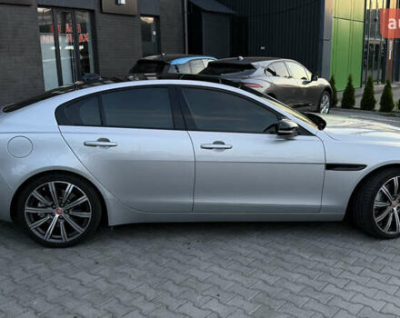 Сірий Ягуар XE, об'ємом двигуна 3 л та пробігом 82 тис. км за 20000 $, фото 14 на Automoto.ua