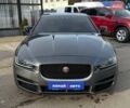 Серый Ягуар XE, объемом двигателя 2 л и пробегом 121 тыс. км за 16300 $, фото 1 на Automoto.ua