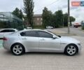 Серый Ягуар XE, объемом двигателя 2 л и пробегом 147 тыс. км за 13500 $, фото 3 на Automoto.ua