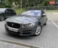 Серый Ягуар XE, объемом двигателя 2 л и пробегом 94 тыс. км за 15000 $, фото 1 на Automoto.ua