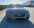 Серый Ягуар XE, объемом двигателя 2 л и пробегом 140 тыс. км за 17000 $, фото 1 на Automoto.ua