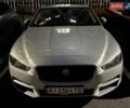 Серый Ягуар XE, объемом двигателя 2 л и пробегом 34 тыс. км за 19000 $, фото 1 на Automoto.ua