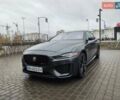 Серый Ягуар XE, объемом двигателя 2 л и пробегом 30 тыс. км за 32500 $, фото 1 на Automoto.ua