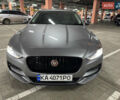 Серый Ягуар XE, объемом двигателя 2 л и пробегом 85 тыс. км за 21300 $, фото 1 на Automoto.ua