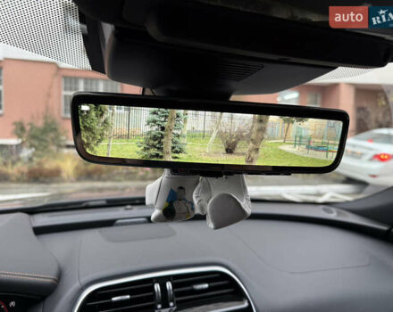 Сірий Ягуар XE, об'ємом двигуна 2 л та пробігом 42 тис. км за 29999 $, фото 13 на Automoto.ua