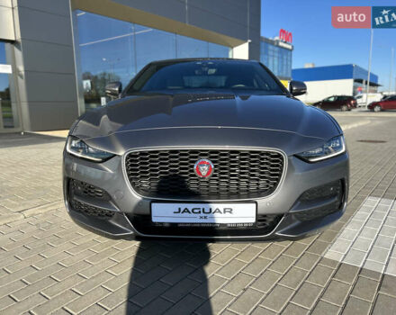 Серый Ягуар XE, объемом двигателя 2 л и пробегом 23 тыс. км за 28700 $, фото 1 на Automoto.ua