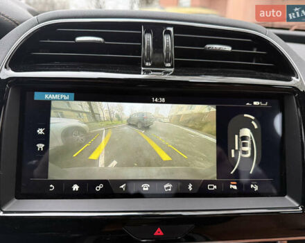 Сірий Ягуар XE, об'ємом двигуна 2 л та пробігом 42 тис. км за 29999 $, фото 19 на Automoto.ua