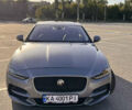Серый Ягуар XE, объемом двигателя 2 л и пробегом 93 тыс. км за 19999 $, фото 1 на Automoto.ua