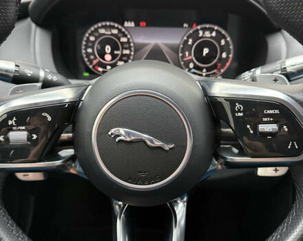 Сірий Ягуар XE, об'ємом двигуна 2 л та пробігом 42 тис. км за 29999 $, фото 18 на Automoto.ua