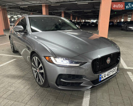 Серый Ягуар XE, объемом двигателя 2 л и пробегом 85 тыс. км за 21300 $, фото 8 на Automoto.ua