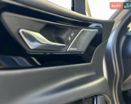 Серый Ягуар XE, объемом двигателя 2 л и пробегом 23 тыс. км за 28700 $, фото 15 на Automoto.ua