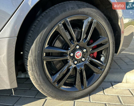 Серый Ягуар XE, объемом двигателя 2 л и пробегом 23 тыс. км за 28700 $, фото 21 на Automoto.ua